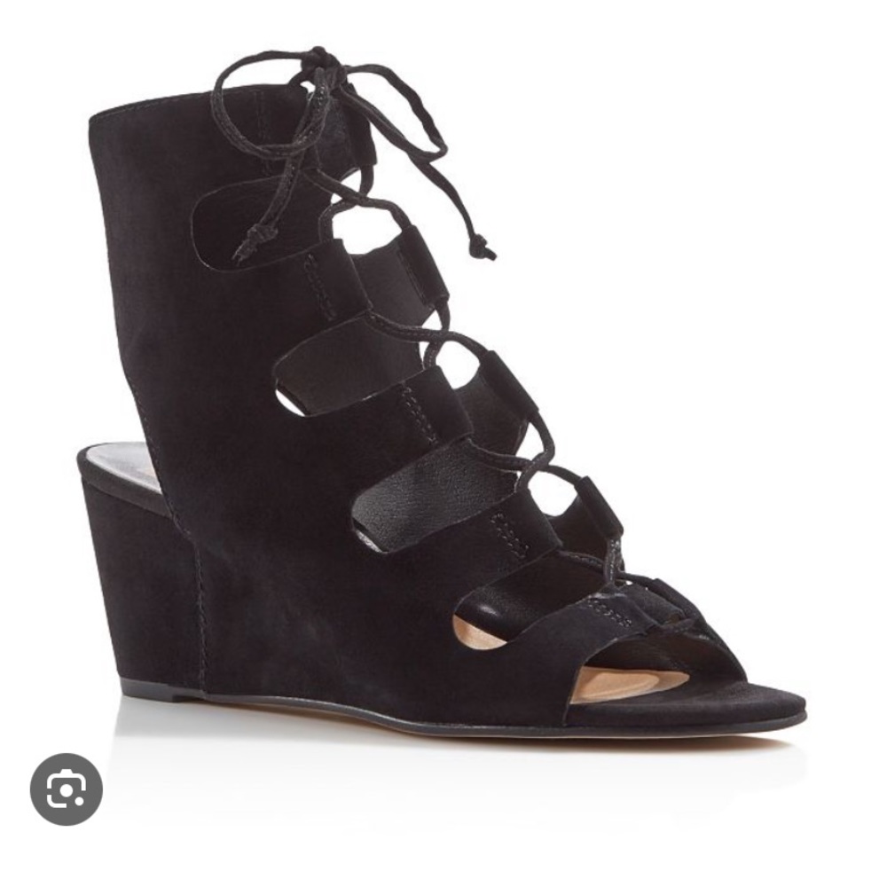 Gladiator wedge sandal, lace up